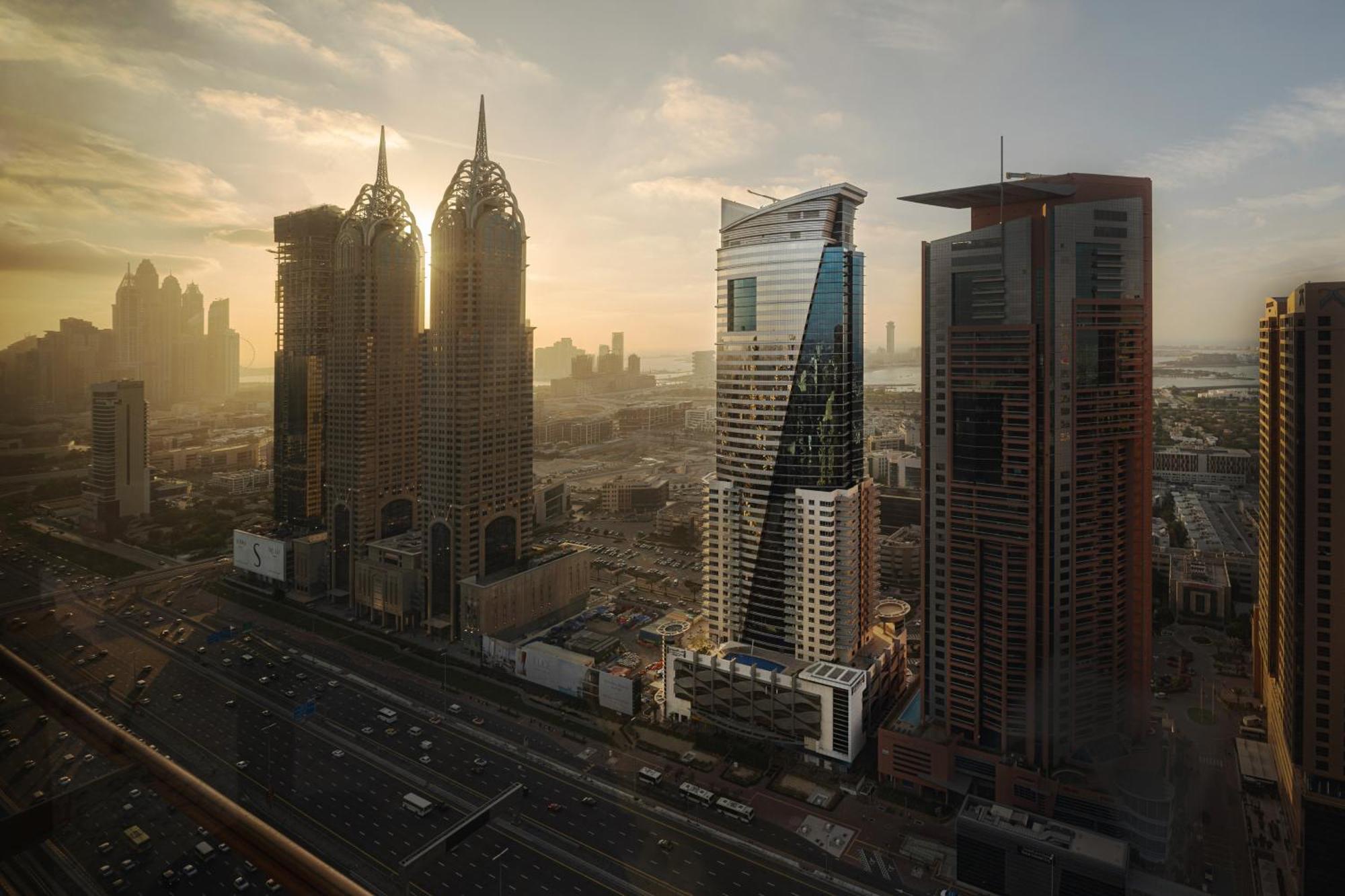 Staybridge Suites Dubai Internet City By Ihg Exterior foto