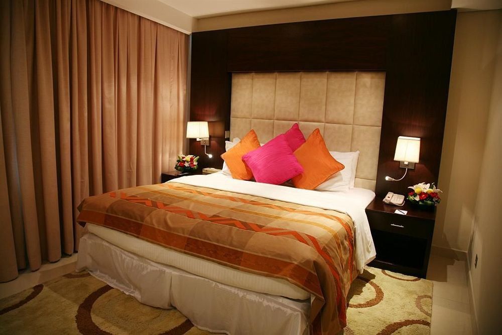 Staybridge Suites Dubai Internet City By Ihg Exterior foto