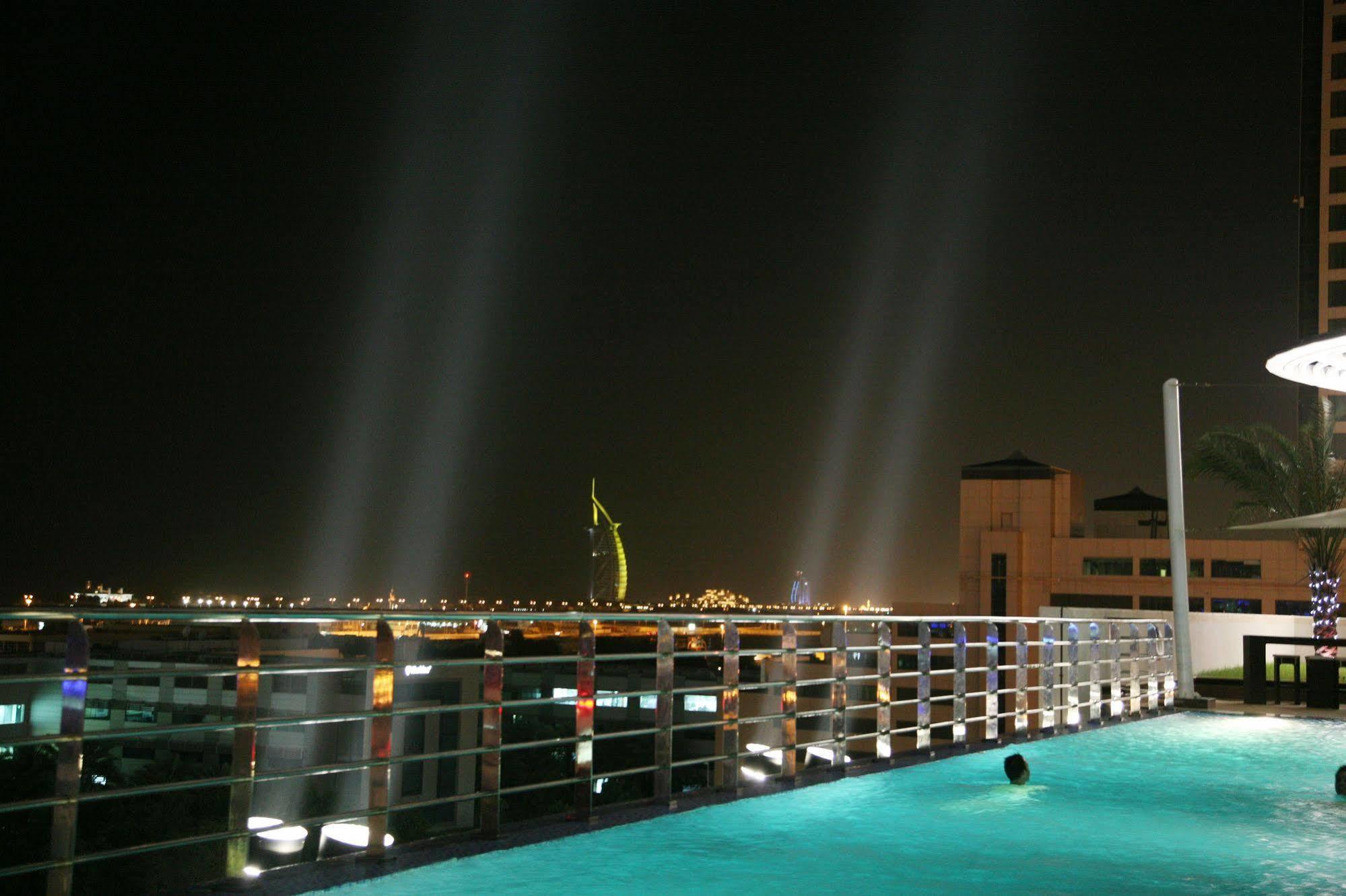 Staybridge Suites Dubai Internet City By Ihg Exterior foto